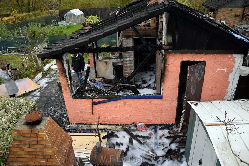 Wieder Laubenbraende Koeln Fuehlingen Kriegerhofstr P060.JPG - Miklos Laubert